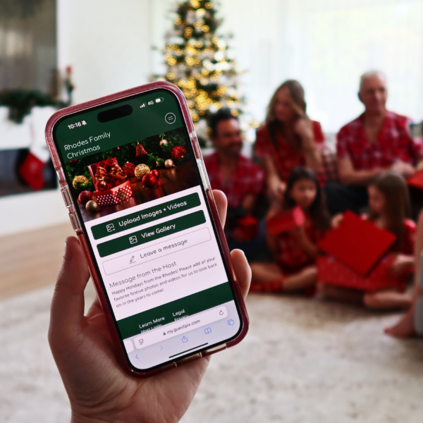 Family Christmas with GUESTPIX Gallery
